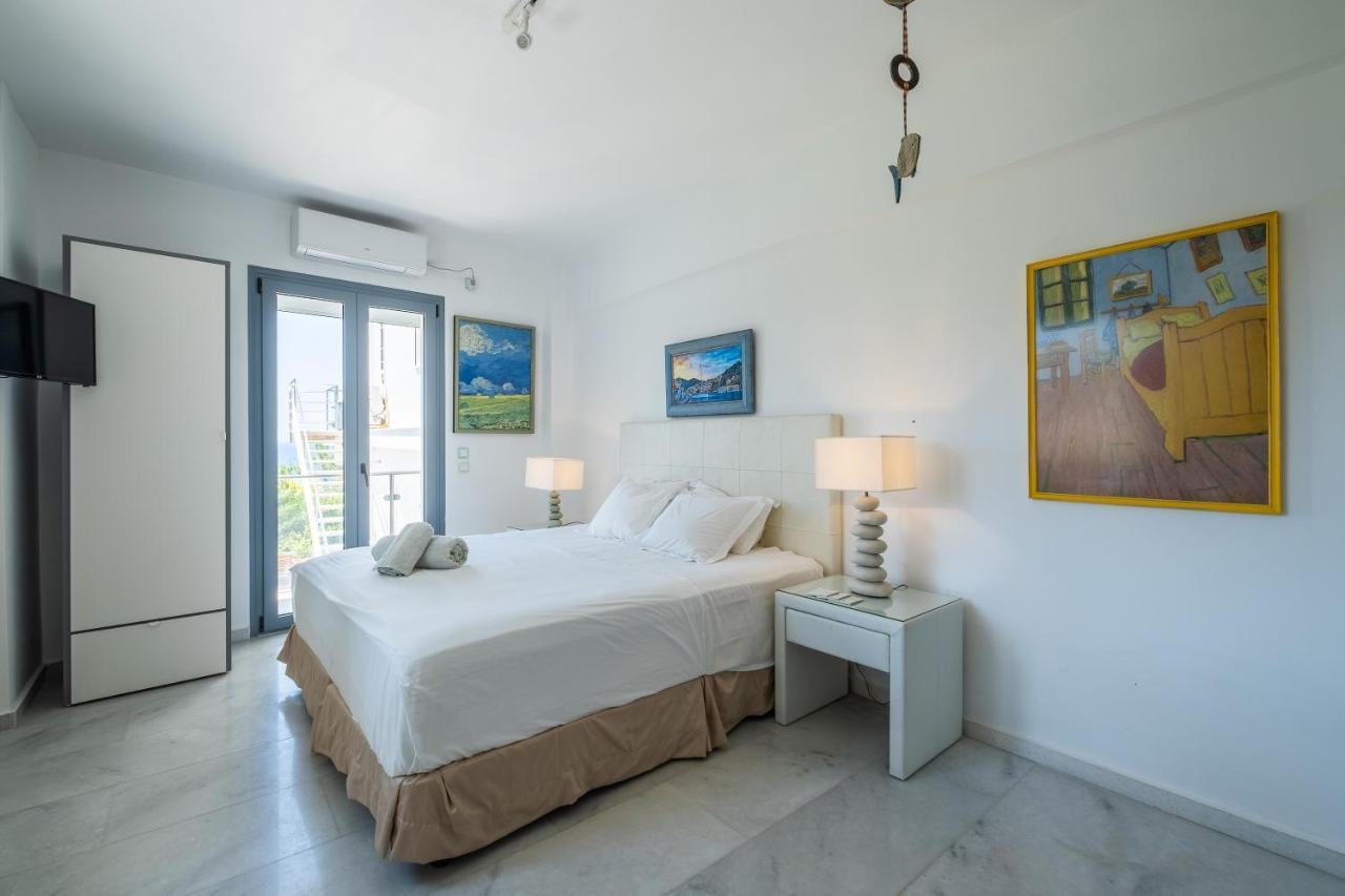 Icarus Luxury Beachfront Villa Gialiskari  외부 사진