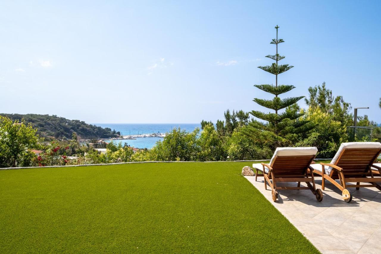 Icarus Luxury Beachfront Villa Gialiskari  외부 사진