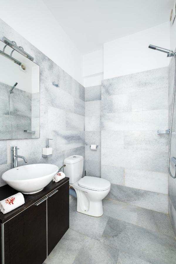 Icarus Luxury Beachfront Villa Gialiskari  외부 사진