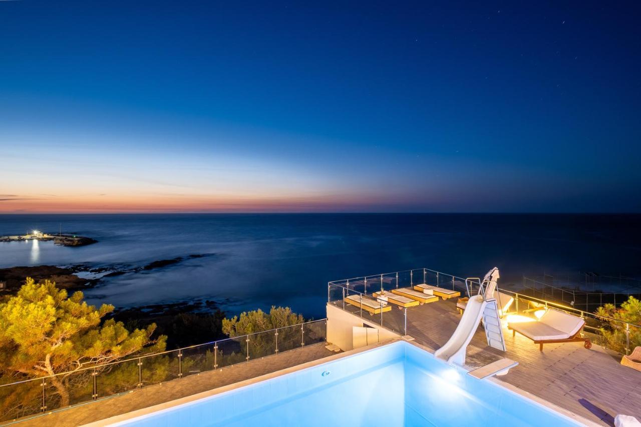Icarus Luxury Beachfront Villa Gialiskari  외부 사진